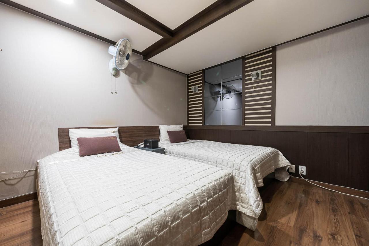 Mu Hotel Sasang Kültér fotó