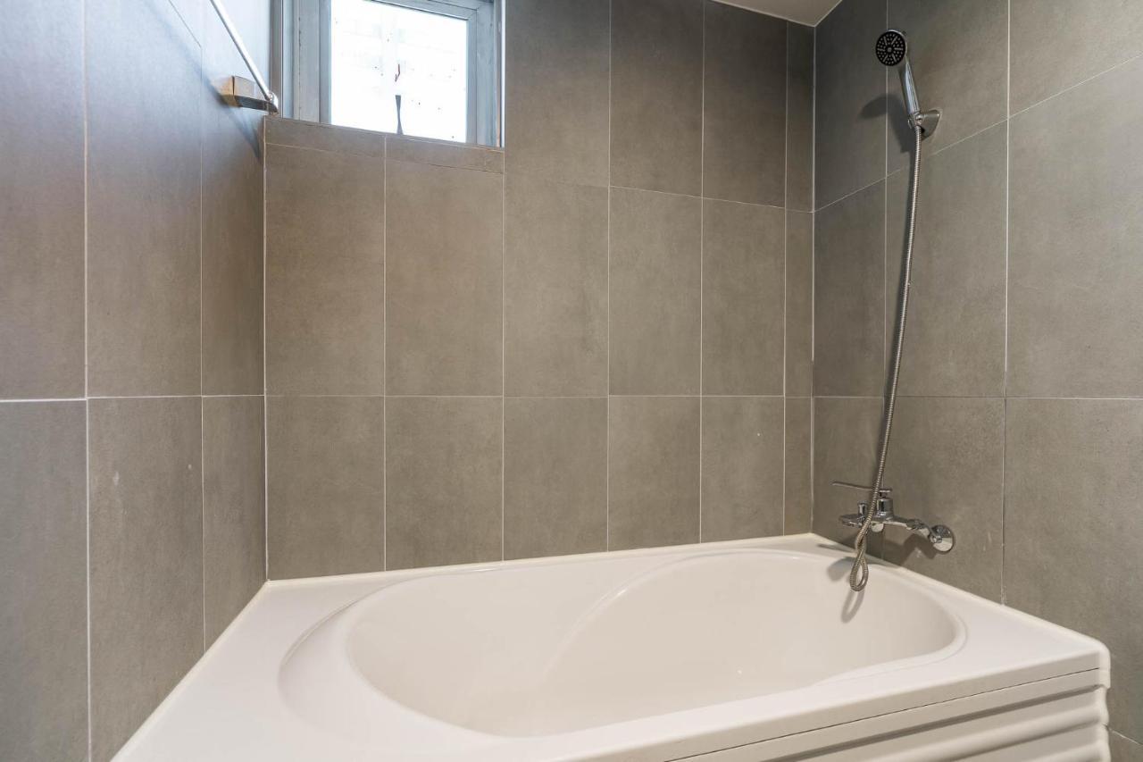 Mu Hotel Sasang Kültér fotó