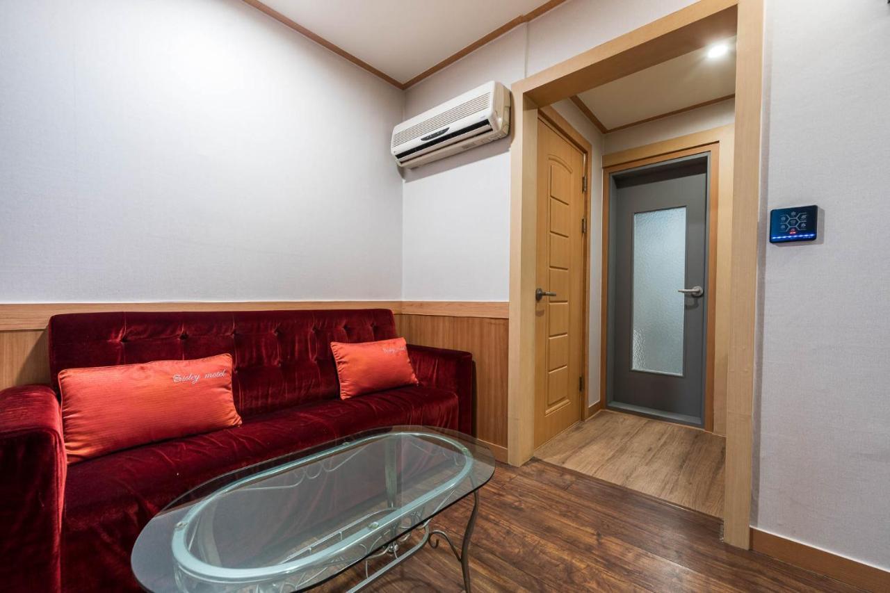 Mu Hotel Sasang Kültér fotó