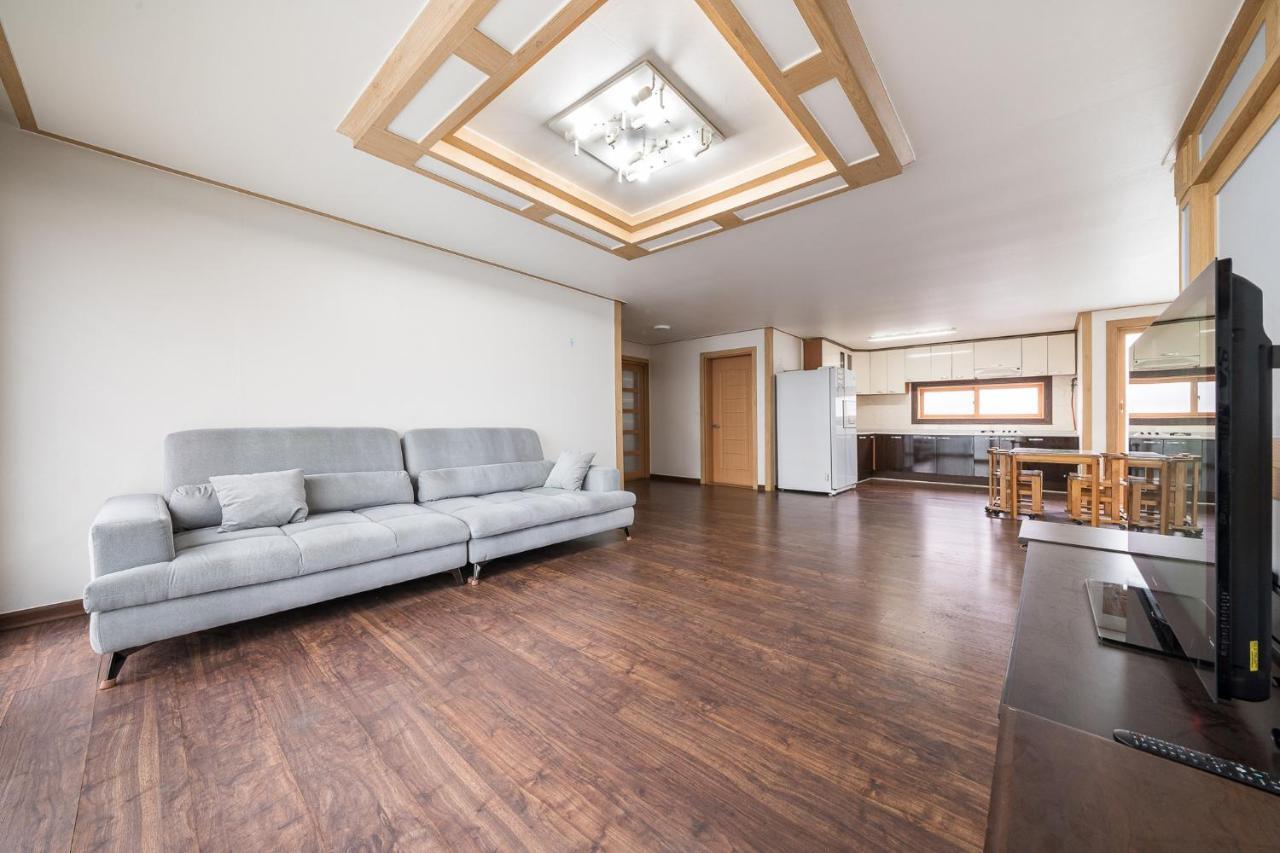 Mu Hotel Sasang Kültér fotó