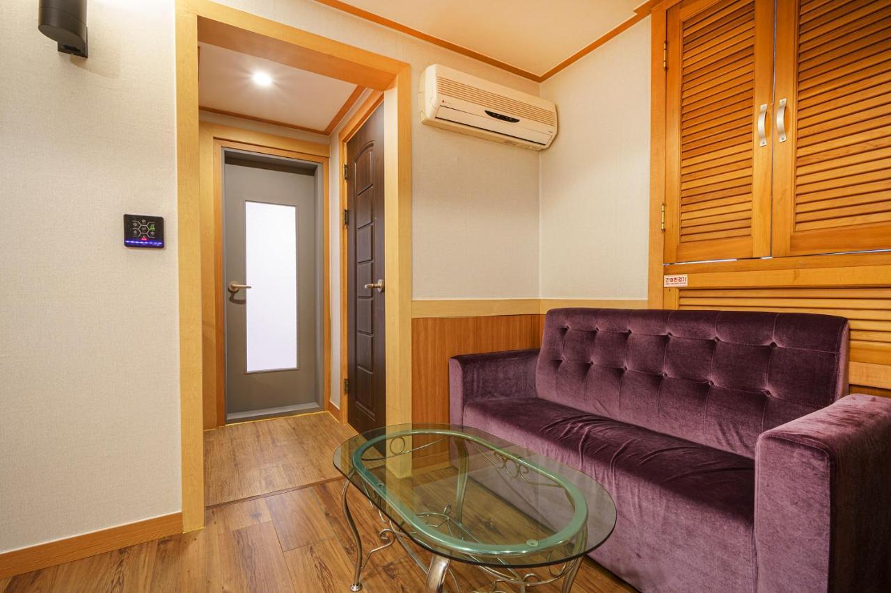 Mu Hotel Sasang Kültér fotó